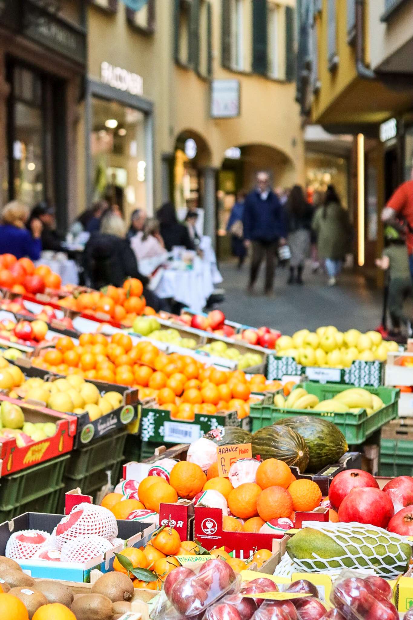 Mercato in Lugano 2-week Namibia itinerary
